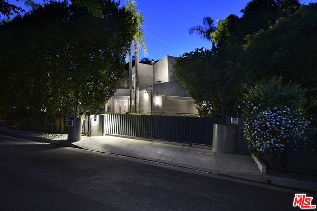 Building Photo - 4035 Pacheco Dr