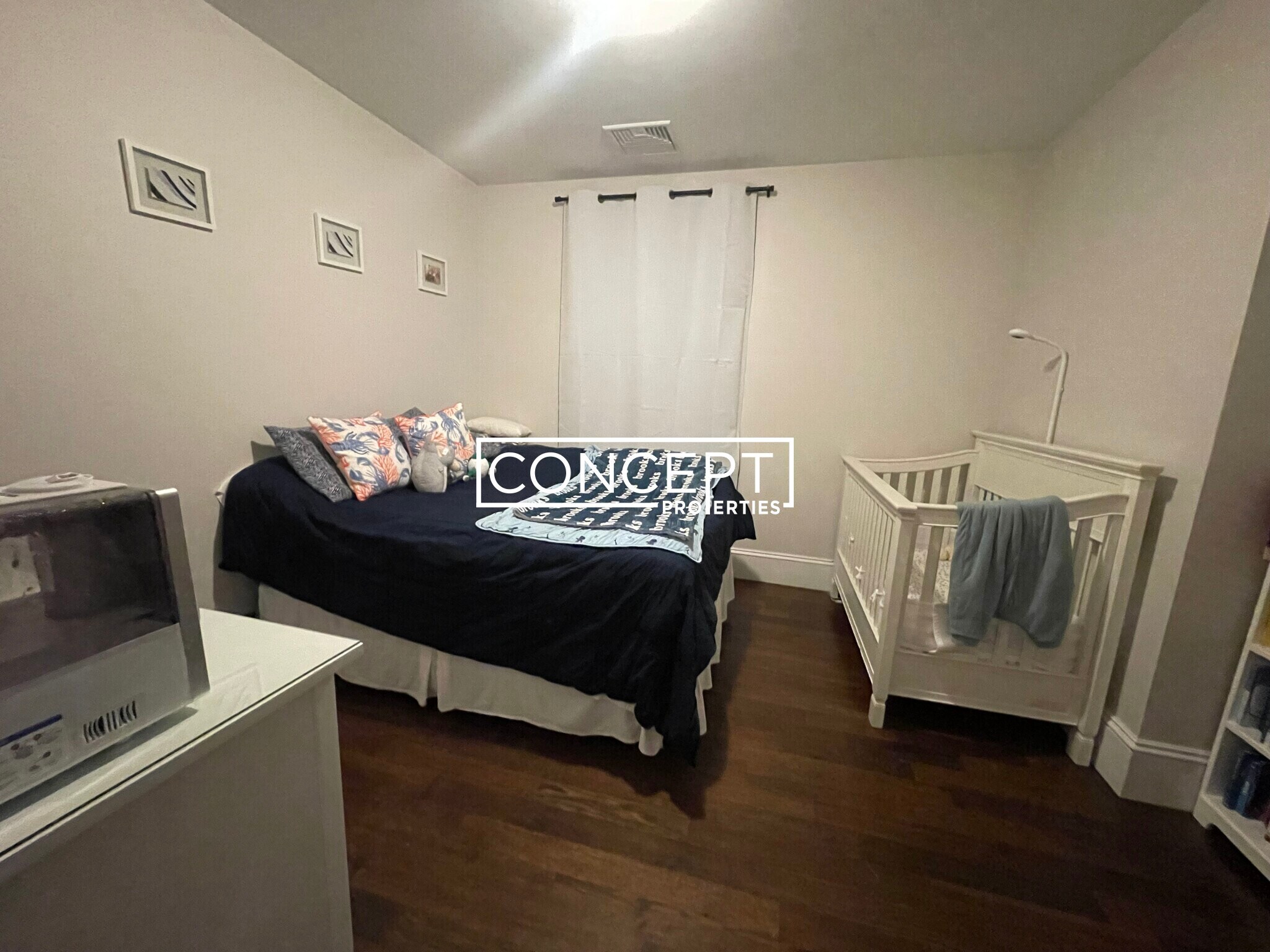 Building Photo - 2045 Beacon St