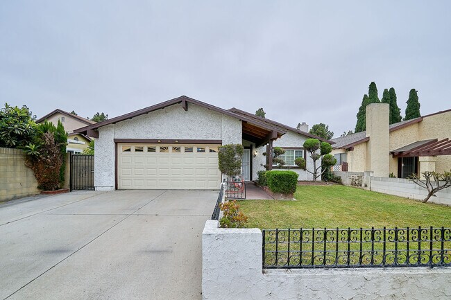 Building Photo - 19421 Sheryl Cir