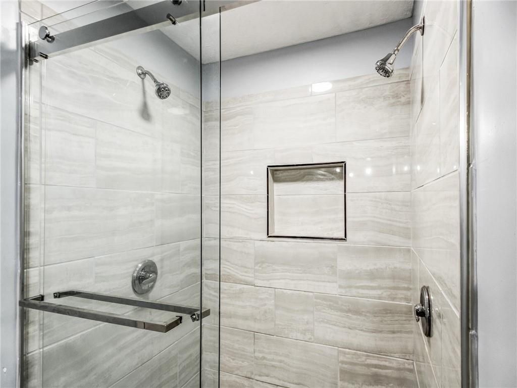 Building Photo - 3840 Forsythia Way