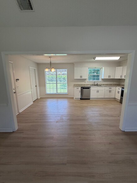 Building Photo - 206 Buckston Ct