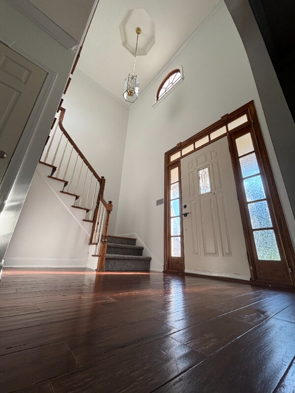 Building Photo - 2068 Lakewood Cir SW