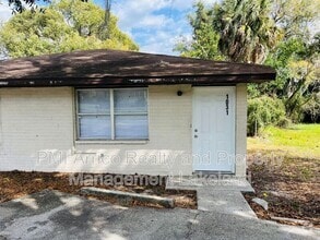 Building Photo - 1031 Crestview Ave