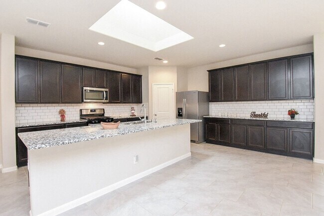 Building Photo - 1334 Bellingham Park Dr