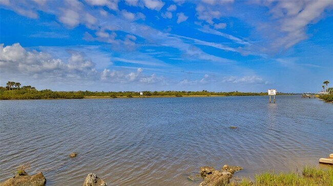 Building Photo - 61 Ocean Palm Villa S