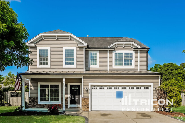 Building Photo - 1104 Braemar Highland Dr