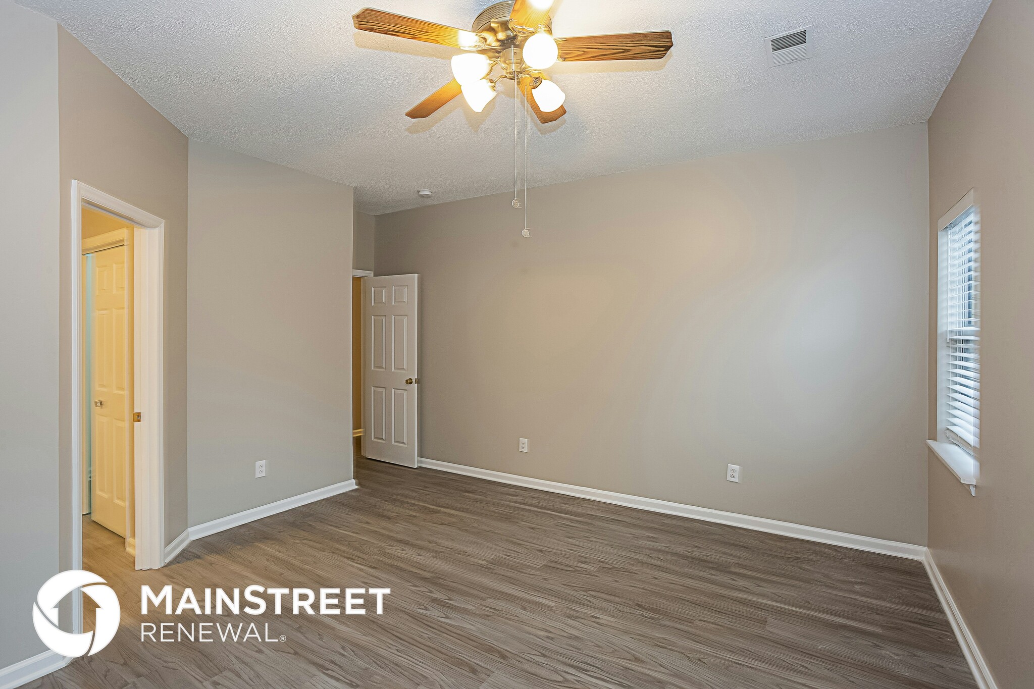 Building Photo - 7027 Passeres Ct