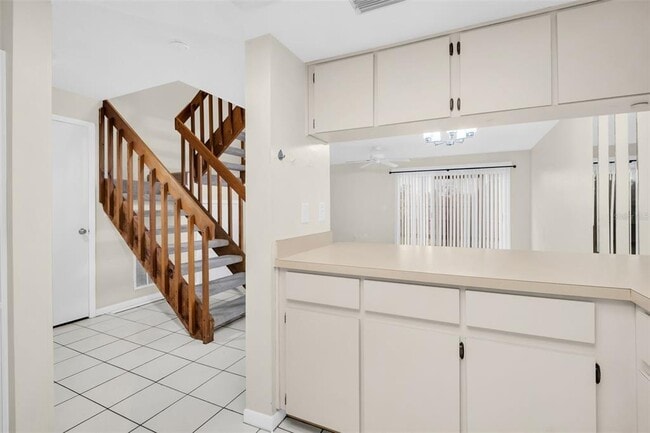 Building Photo - 1526 Chateaux De Ville Ct