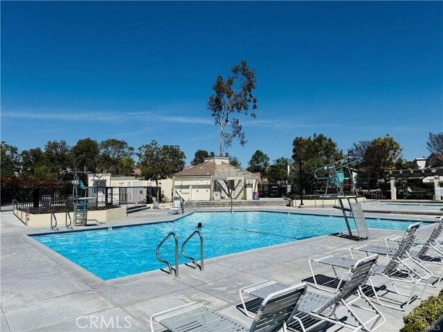 Building Photo - 4 Brookmont