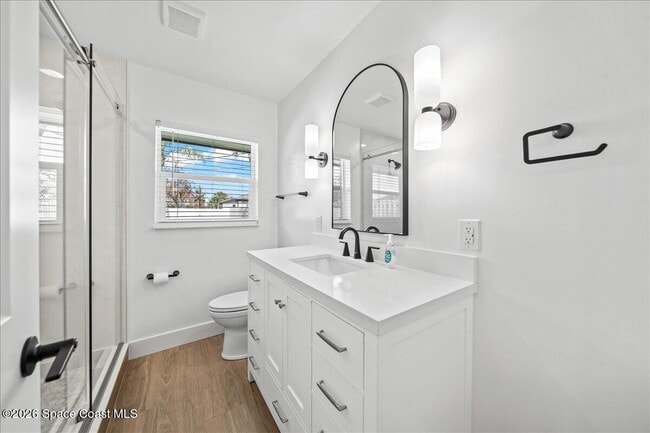 Building Photo - 122 1st Ave