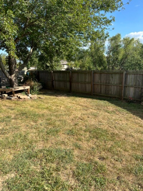 Building Photo - 1258 W Bluegrass Rd