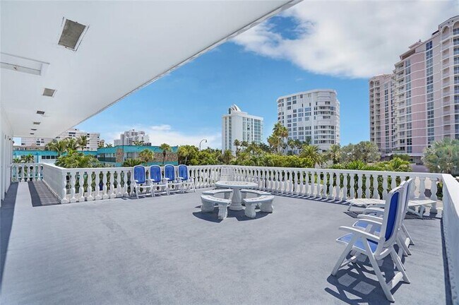 Building Photo - 1461 S Ocean Blvd