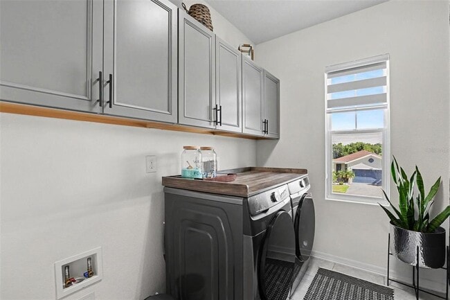 Building Photo - 11861 Brighton Knoll Loop