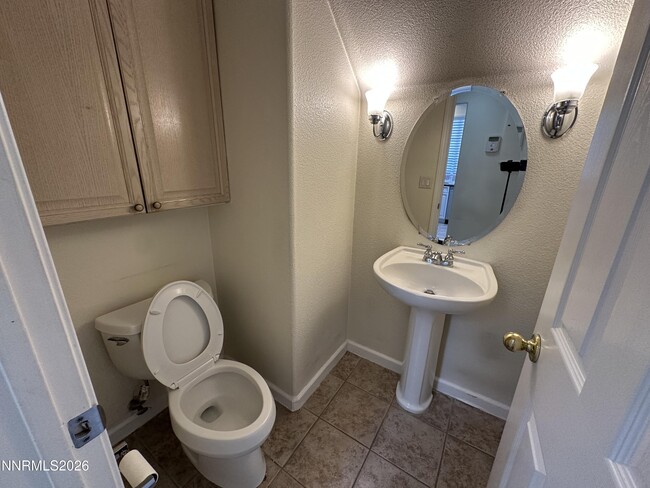 Building Photo - 6227 Ingleston Dr