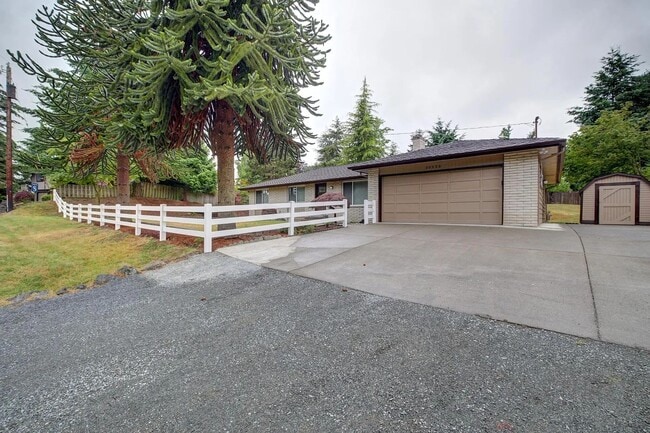 Primary Photo - 3bd/2ba Federal Way House