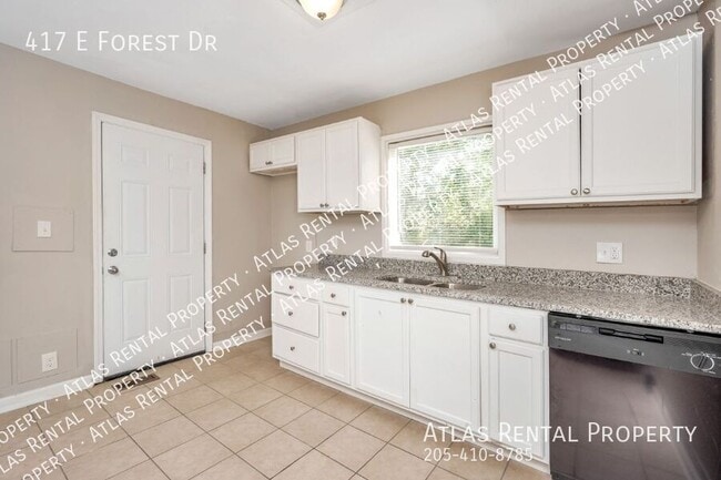 Building Photo - 417 E Forest Dr