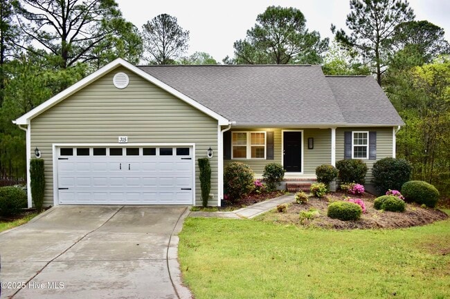 Primary Photo - 315 Adams Cir