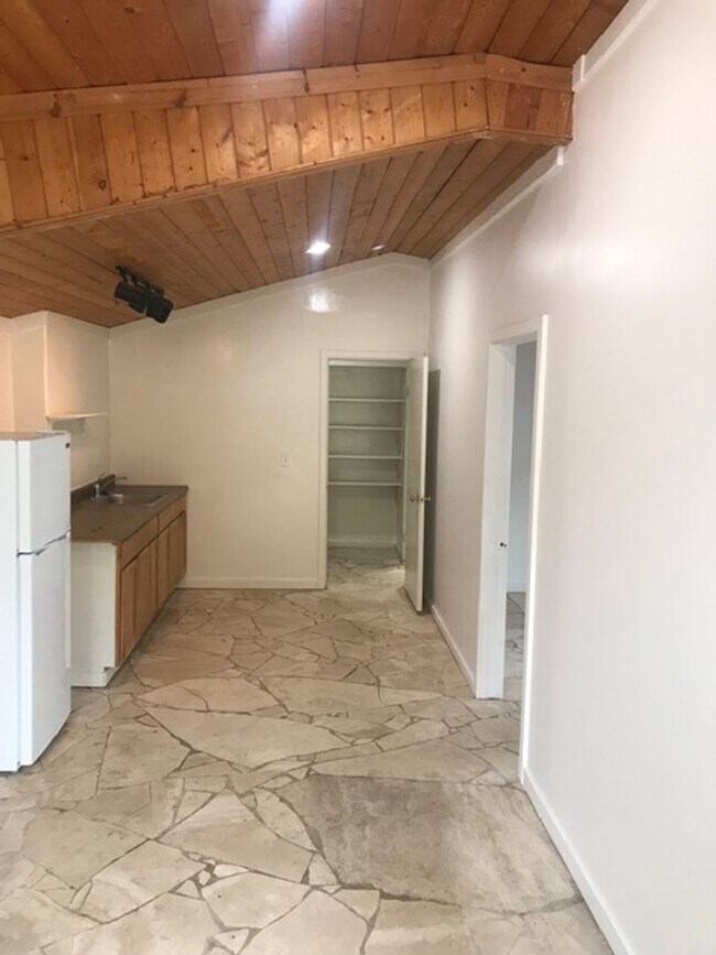 Building Photo - 21080 Laguna Canyon Rd