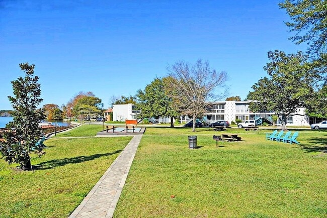 Building Photo - 151 N Orlando Ave