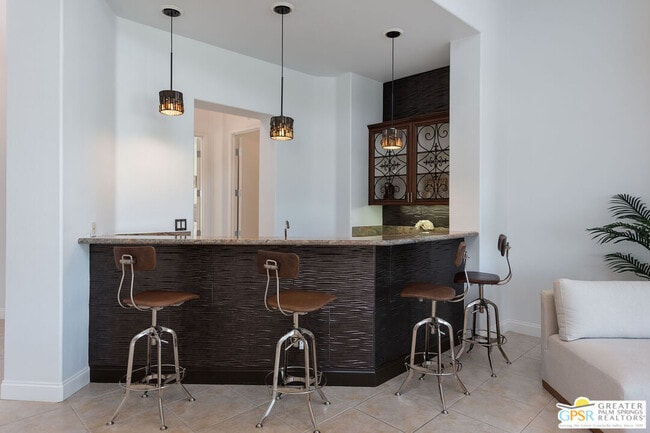 Building Photo - 45 Vista Encantada