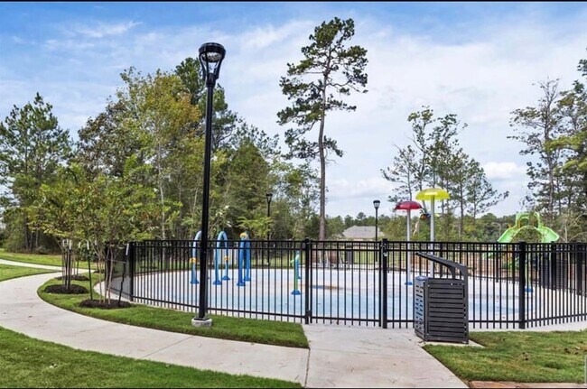 Building Photo - 324 Bush Mdw Ln