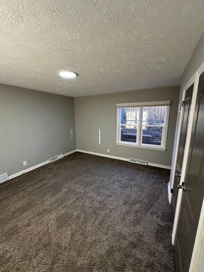 Building Photo - Four Bedroom Home Available Now!