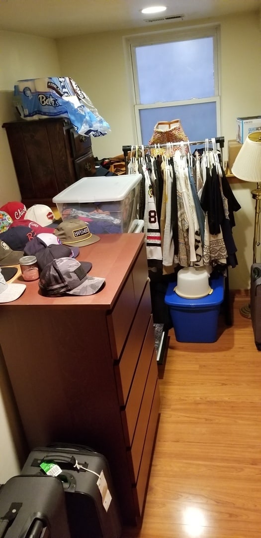 Building Photo - 1534 W George St