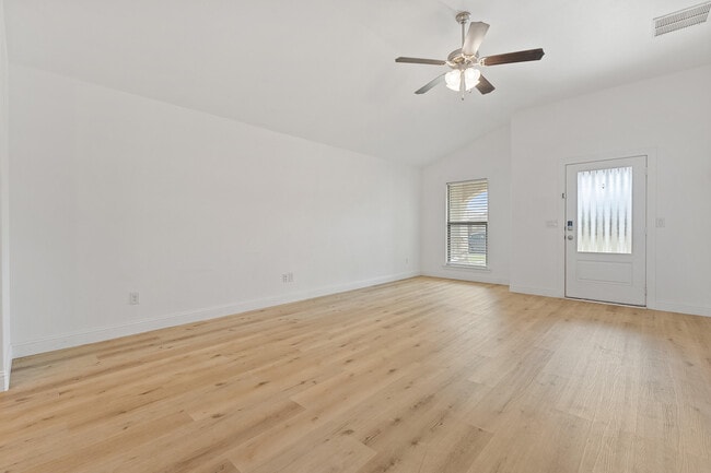 Building Photo - 3110 Urbana Ave