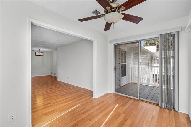 Building Photo - 1809 Augusta Dr