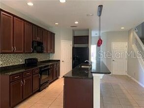 Building Photo - 2095 Velvet Leaf Dr