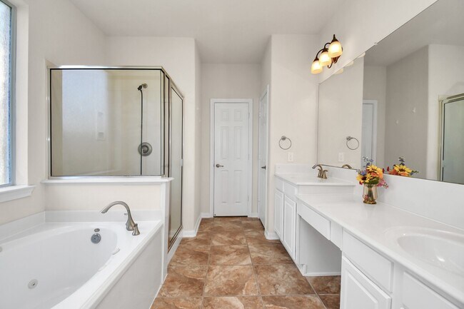 Building Photo - 8627 Sweet Pasture Dr