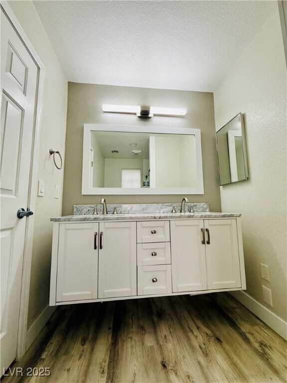 Building Photo - 777 Valley Rise Dr