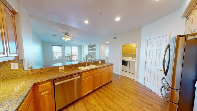 Building Photo - 123 Warbler Ln