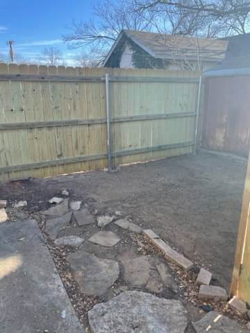 Building Photo - Spacious Upstairs 1-Bedroom Apartment in Downtown Stephenville