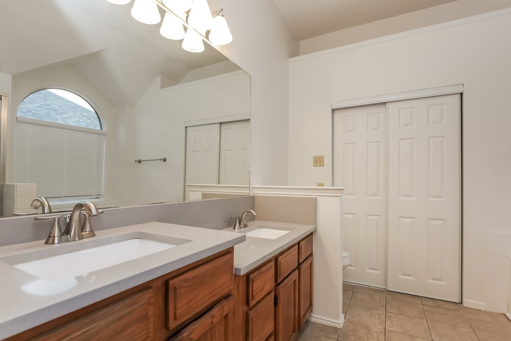 Building Photo - 6609 Wildhaven Dr
