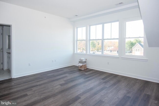 Building Photo - 43 Princeton Hightstown Rd