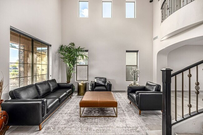 Building Photo - 5211 N 193rd Ave