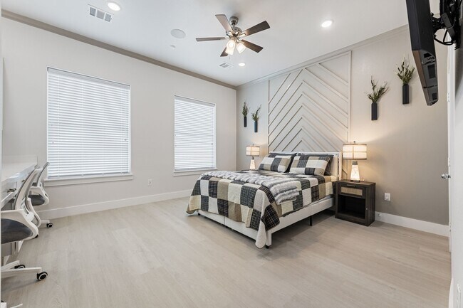 Building Photo - 3516 Noah St