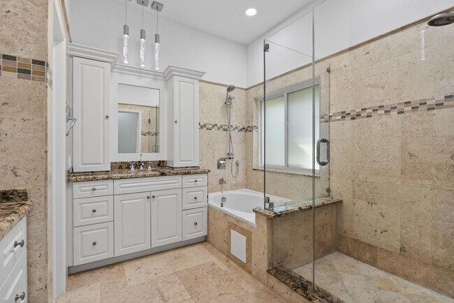 Building Photo - 1012 Fairfield Meadows Dr