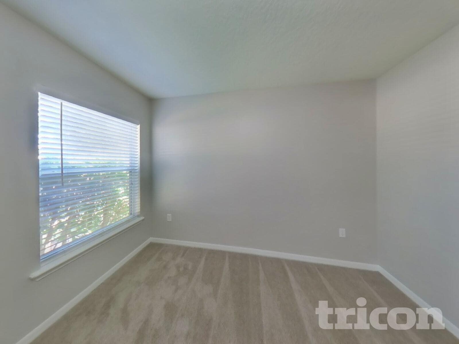 Building Photo - 9250 Spider Lily Ln