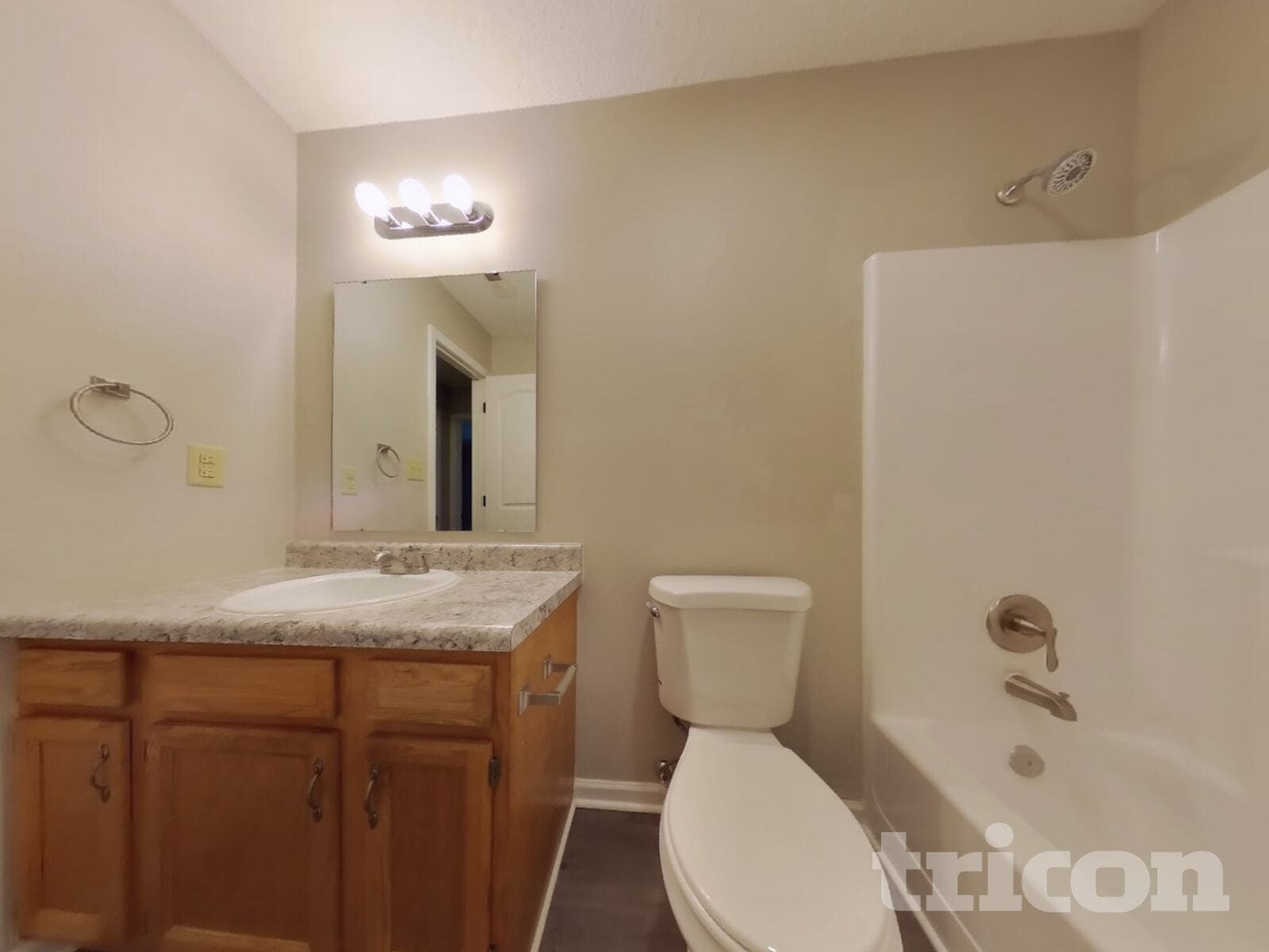 Building Photo - 7403 Grandview Dr