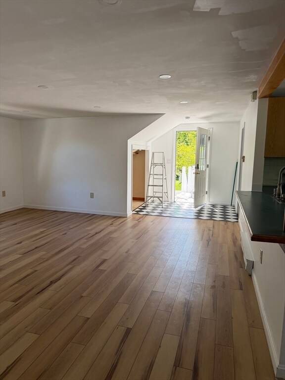 Building Photo - 14 Rolfe Ave