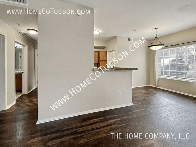 Building Photo - 1500 E Pusch Wilderness Dr