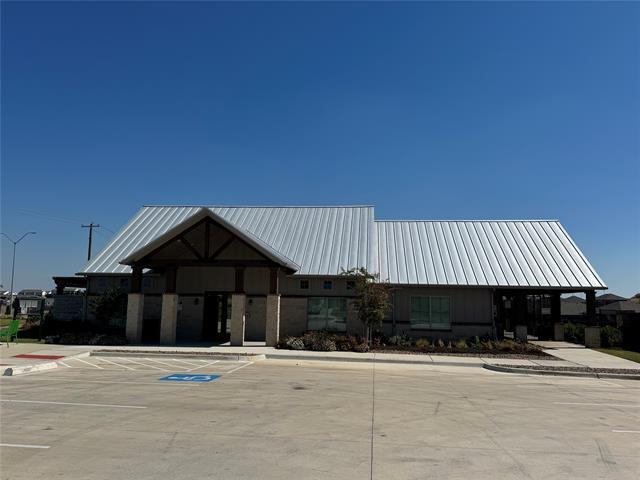 Building Photo - 9428 Golden Tree Ave