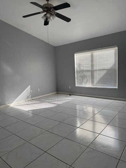 Building Photo - 1717 Powder Ridge Dr