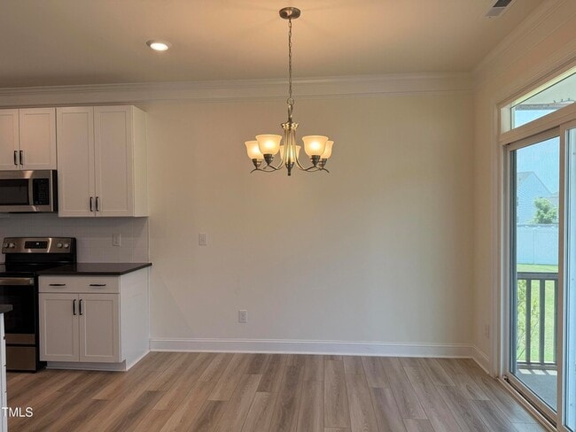 Building Photo - 529 Glenwyck Ct