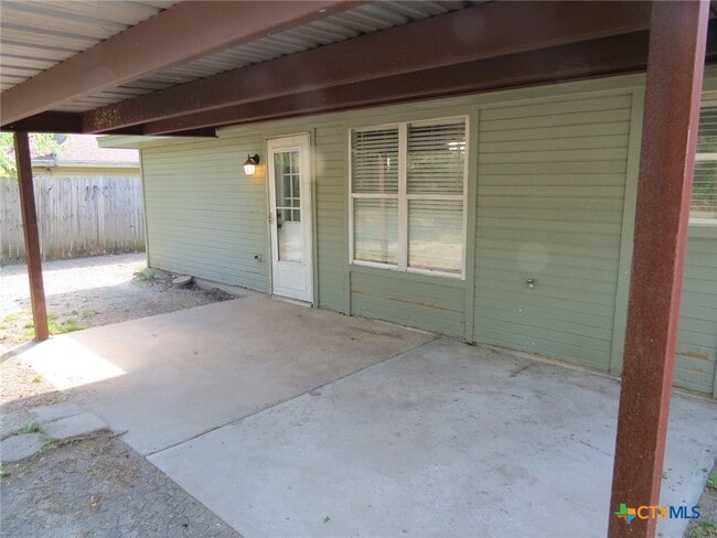 Building Photo - 2606 Cross Timber Dr