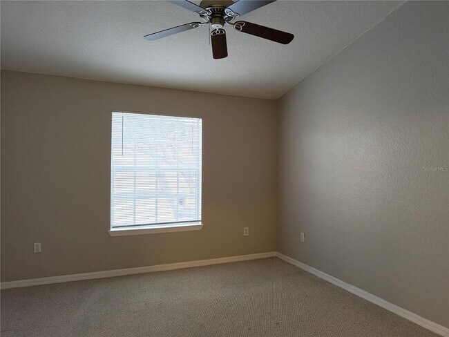 Building Photo - 826 Grand Regency Pointe