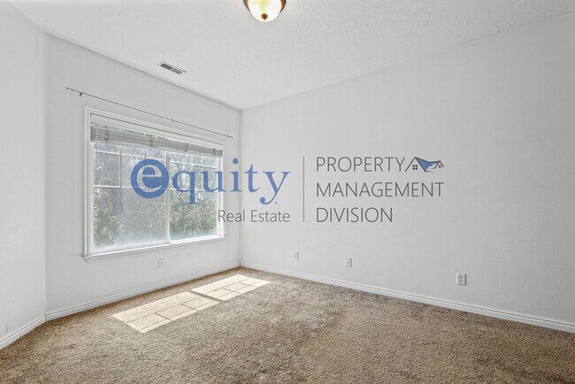 Building Photo - 1174 Meadow Fork Rd