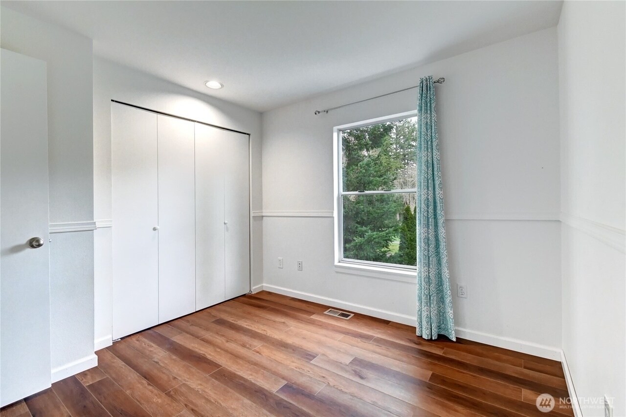 Building Photo - 4180 244th Pl SE